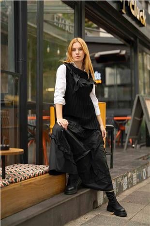 Motif Detay Paraşüt Kumaş Pantolon