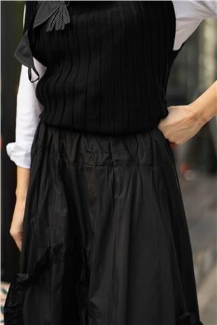 Motif Detay Paraşüt Kumaş Pantolon