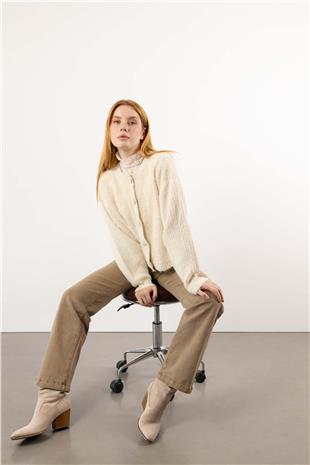 Ön Düğmeli Bisiklet Yaka Hırka