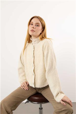 Ön Düğmeli Bisiklet Yaka Hırka