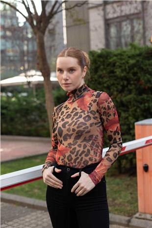 Yaprak Ve Leopar Desen Bluz