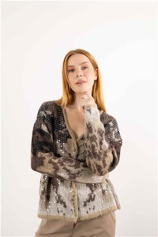 Oversize Pul Payet İşleme Detay Hırka