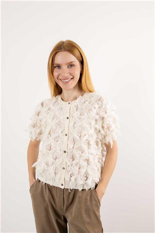 Püskül Detay Yarım Kol Hırka