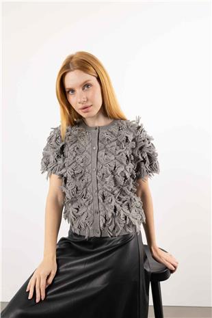 Püskül Detay Yarım Kol Hırka