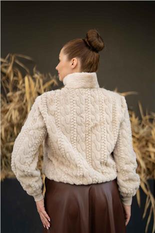 Saç Örgü Detaylı Uzun Kollu Hırka