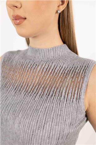 Su Yolu Taş İşleme Detay Kolsuz Triko