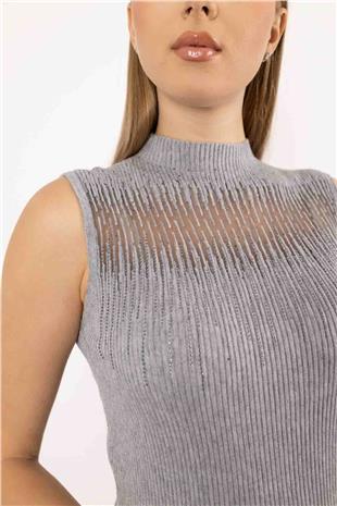 Su Yolu Taş İşleme Detay Kolsuz Triko