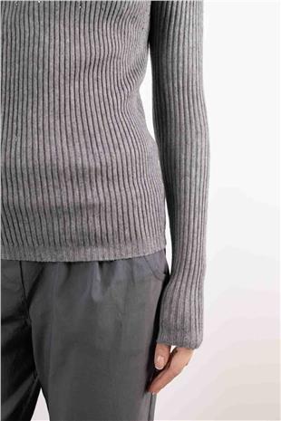 Taş İşleme Detay Bisiklet Yaka Kazak