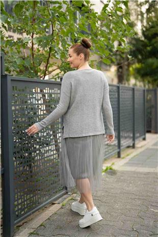 Üst Triko Alt Tül Detay Elbise