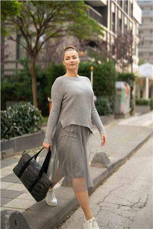 Üst Triko Alt Tül Detay Elbise