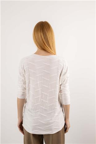 V Yaka Detay Sırt Kabartma Detaylı Baskı Desenli Kazak