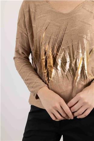 V Yaka Detay Sırt Kabartma Detaylı Baskı Desenli Kazak