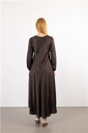 V Yaka Detay Uzun Kollu Saten Elbise