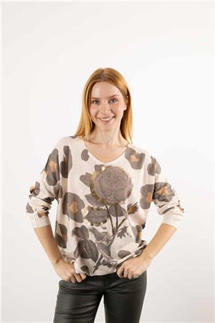 V Yaka Detaylı Gül Baskı Desenli Kazak