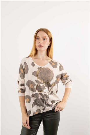 V Yaka Detaylı Gül Baskı Desenli Kazak