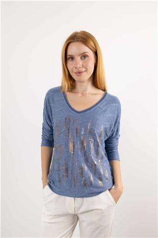 V Yaka Detaylı Uzun Kolu Kabartma Ve Desenli Kazak