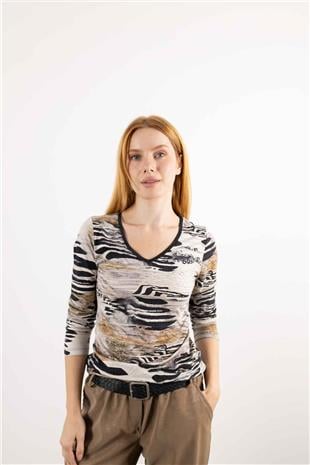 V Yaka Detaylı Yanları Büzgülü Desenli Uzun Kollu Bluz