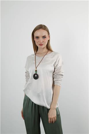 V Yaka Önü Saten Kolyeli  Bluz