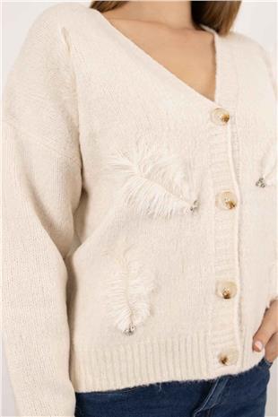 V Yaka Tüy Detaylı Taş İşlemeli Triko Hırka