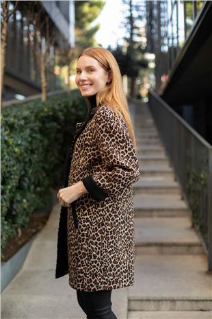 Yaka Detay Leopar Desenli Uzun Ceket