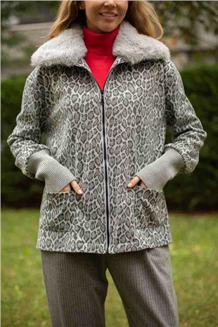 Yaka Detay Leopar Desenli Ceket