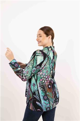 Yaka Ve Düğme Detaylı Karışık Desenli Gömlek