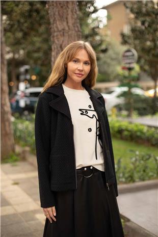 Fermuarlı Ve Cepli  Beli Lastikli Örme Hırka