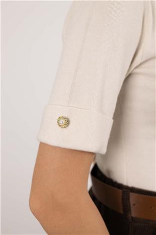 Yaka Zigzag Detaylı Kol İnci Düğmeli Triko