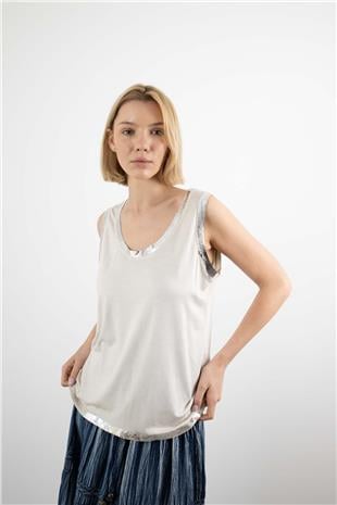 Yakası Gümüş Baskılı Atlet