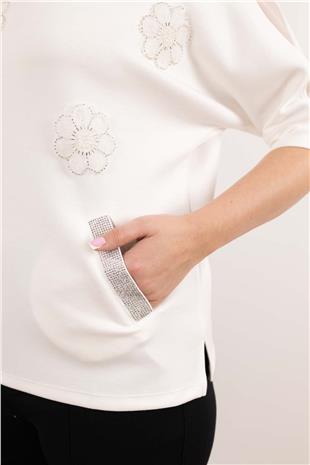 Yakası Tüllü Çiçek Ve Taş Baskılı Cepleri Taşlı Bluz