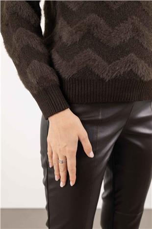 Zigzag Tüylü Kazak