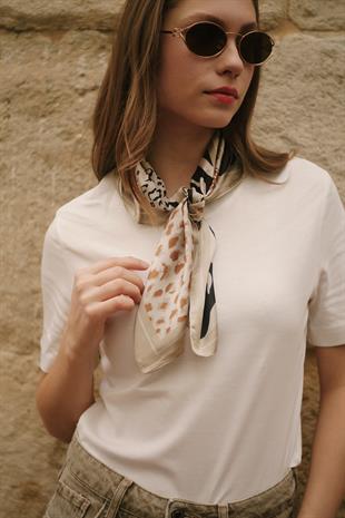 Anime Leopar Desenli Kadın Kahverengi Siyah Krem Rengi Fular