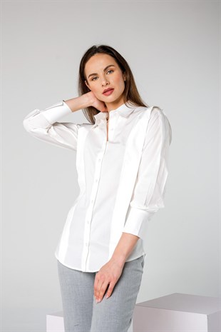Beyaz Şerit Detaylı Geniş Manşetli Dik Yakalı Gömlek