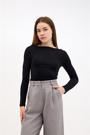 Degaje Kayık Yaka Yanı Büzgülü Pamuklu Siyah Bluz