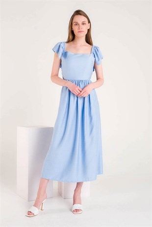 Mavi Arkası Bağlama Detaylı Omuzları Fırfırlı Düz Yaka Elbise