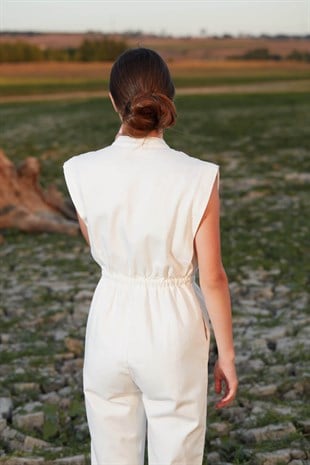 Önden düğmeli kot tulum beyaz