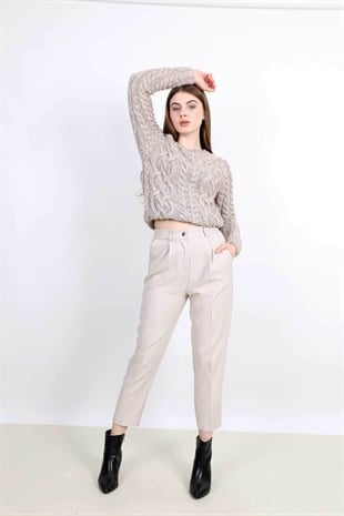 Örme Detaylı Kazak - Krem Rengi