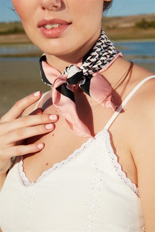 Pembe beyaz siyah desenli mini fular - (saç bandı)