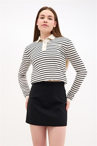Polo Yaka Krem-Siyah İnce Çizgili Triko