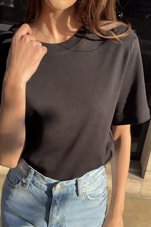Premium Bisiklet Yaka Pamuklu Geniş Yaka Kadın Siyah T-shirt Basic