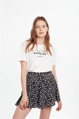 Siyah Çiçekli Şort Etek