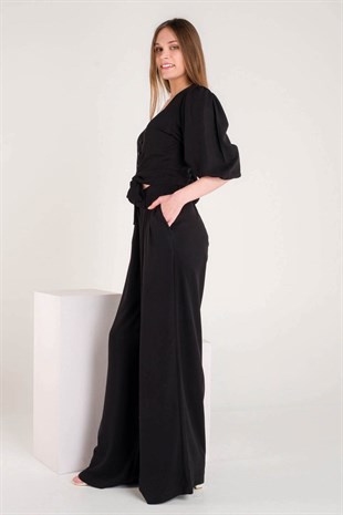 Siyah Önden Düğmeli Bağlamalı Palazzo Pantolonlu Takım