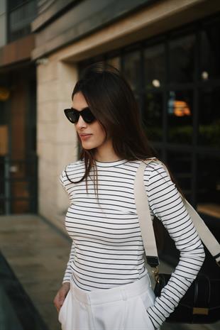 Uzun Kollu Bisiklet Yaka Modal Kumaş Soft Touch Fitted Esnek Kadın Beyaz Siyah Çizgili Bluz Body Basic