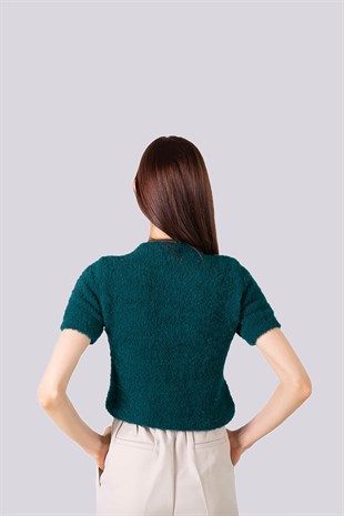 Yeşil tüylü kısa kollu kazak