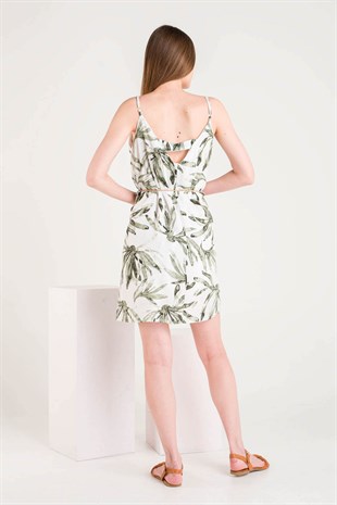 Yeşil Yaprak Desenli Sırt Detaylı Hasır Kemerli Mini Keten Elbise 