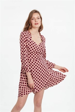 Anvelop desenli  elbise ve diğer Elbise modellerimiz için online alışveriş mağazamızı ziyaret edin. 