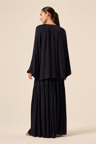 YAKASI BÜZGÜLÜ ÇÖİNGENE ETEKLİ MEMOLİ CUPRA TAKIM