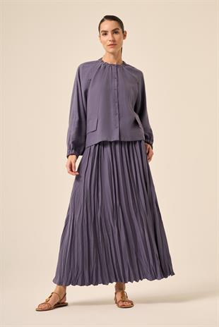 YAKASI LASTİKLİ BÜZGÜLÜ ÖNDEN DÜĞMELİ PASION BLUZ