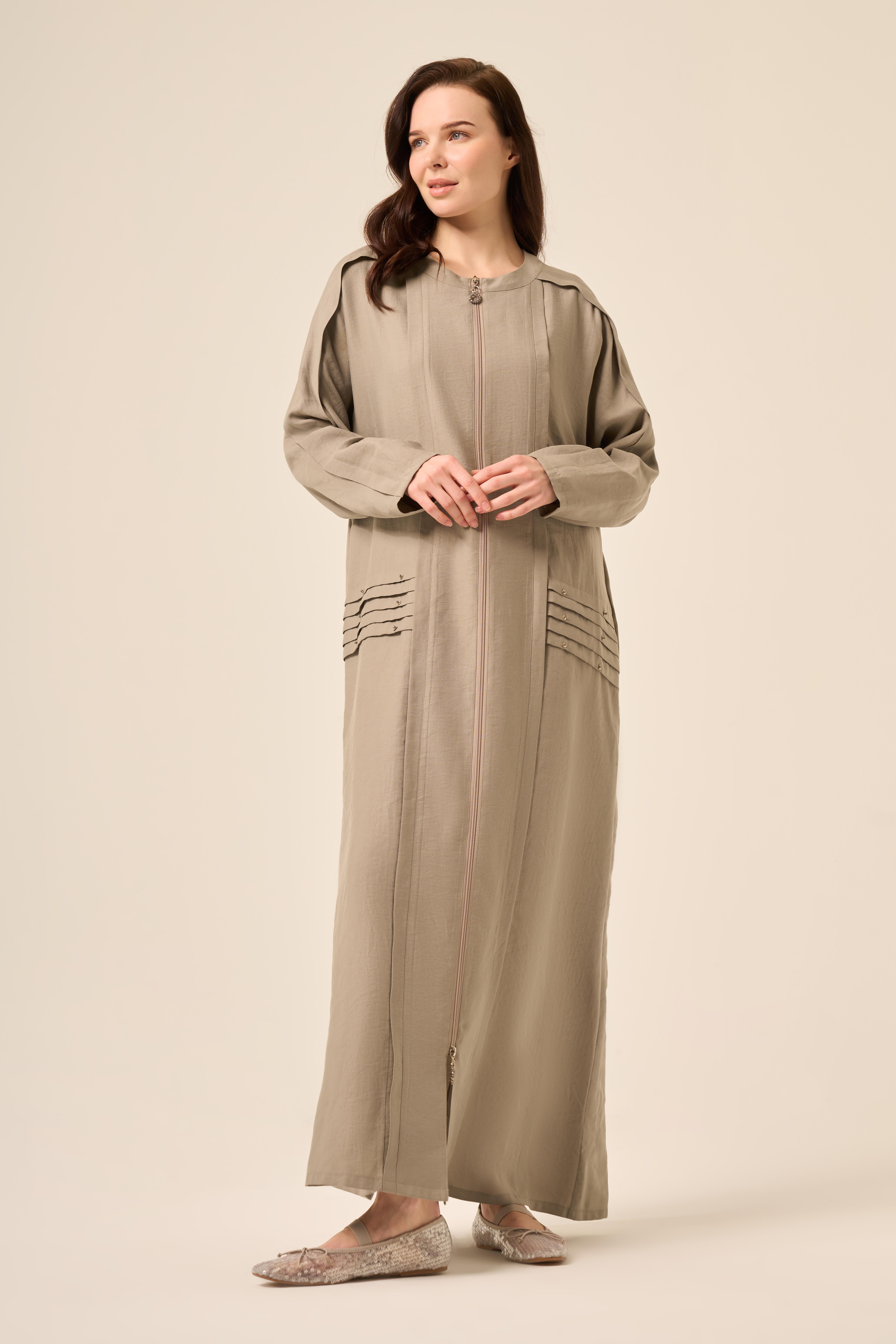 OMUZLARI ALLER DETAYLI CEP KENARI PİLELİ FERMUARLI PASION FERACE