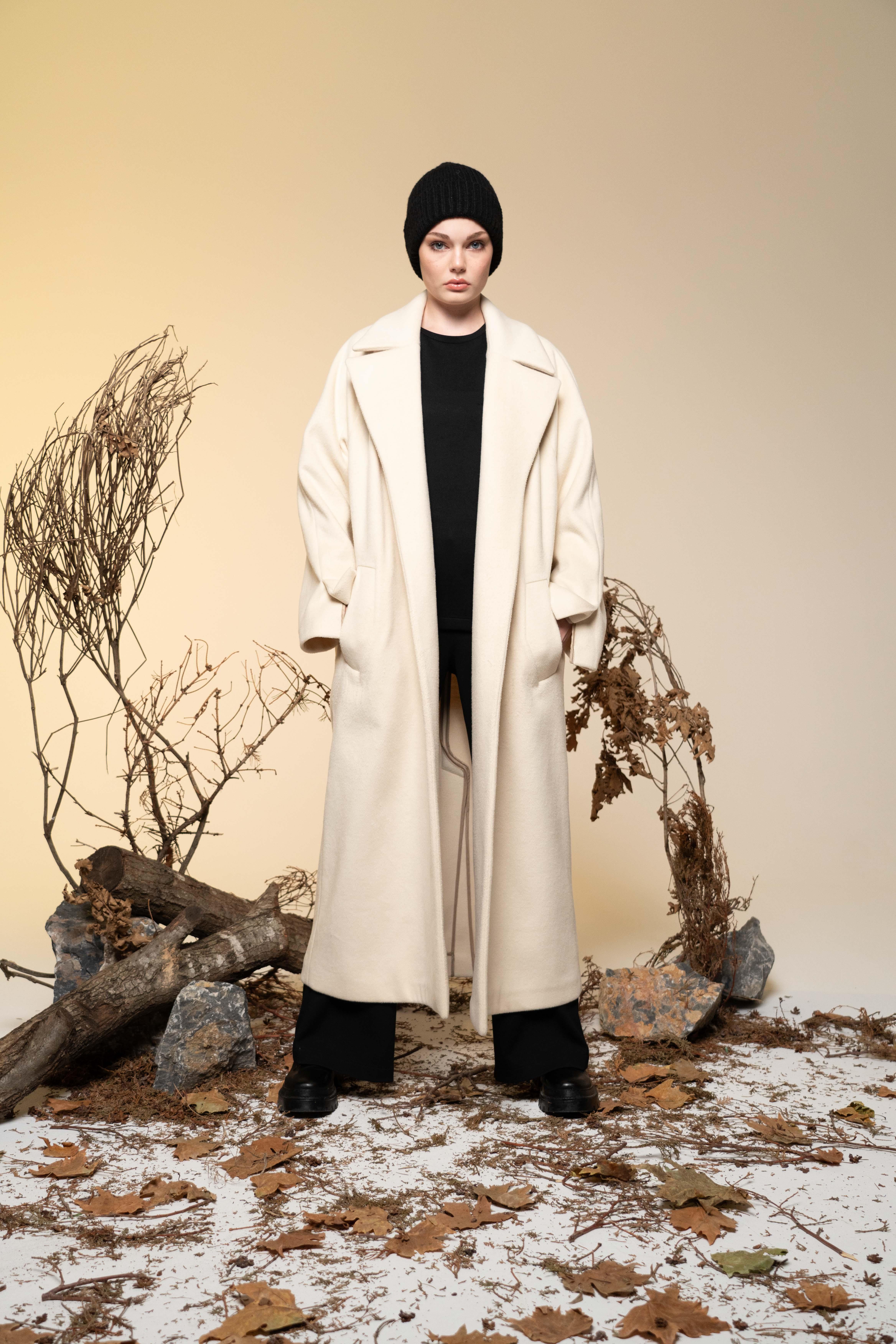 PUNTO DİKİŞLİ MANTO